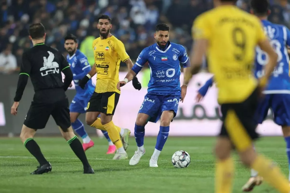 سپاهان و استقلال