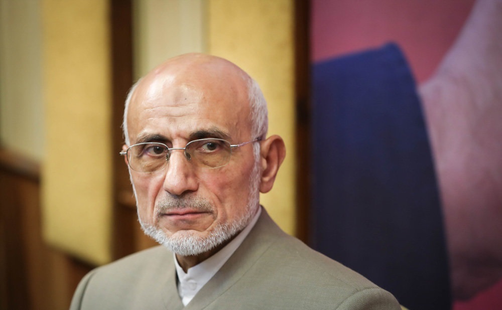 میرسلیم غرق در مسائل اقتصادی است