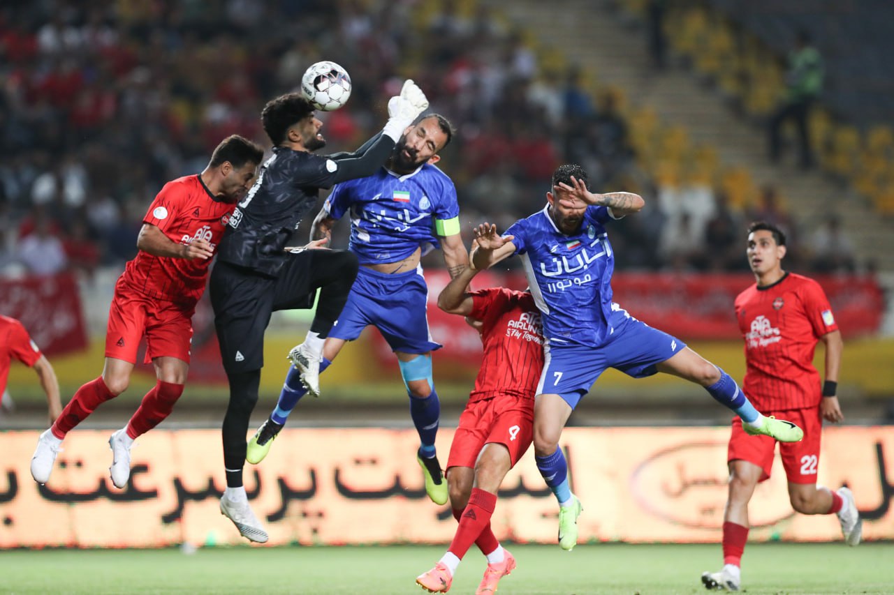 مصدومان استقلال مقابل فجری ها